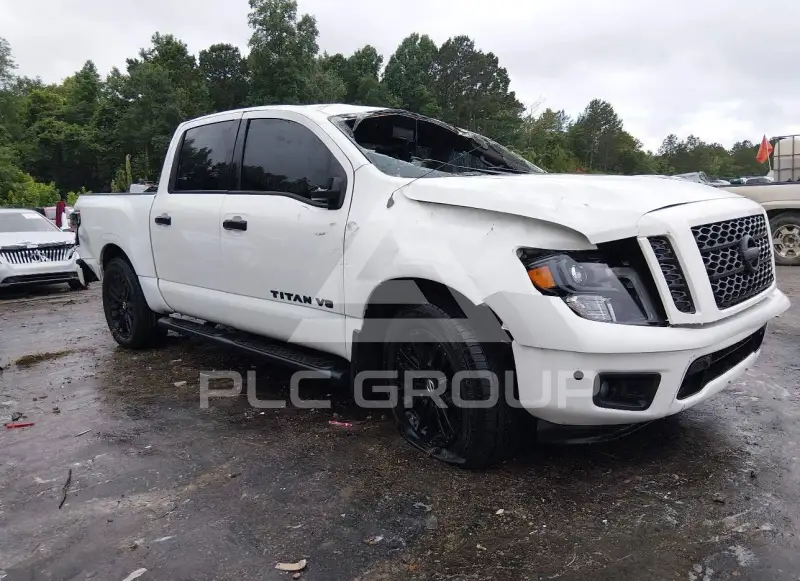 2019 Nissan TITAN фото