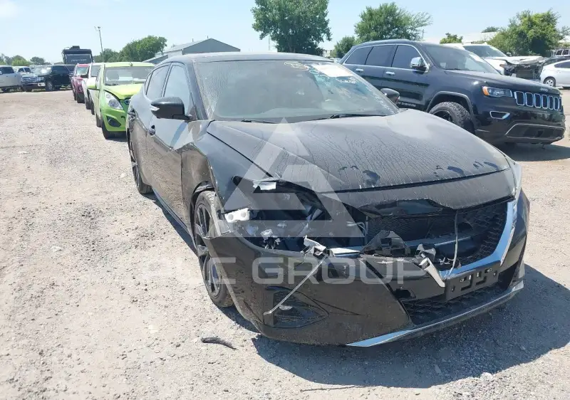 2019 Nissan MAXIMA photo