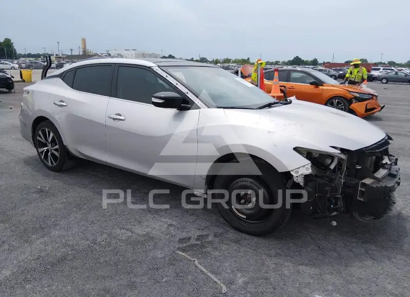 2019 Nissan MAXIMA photo