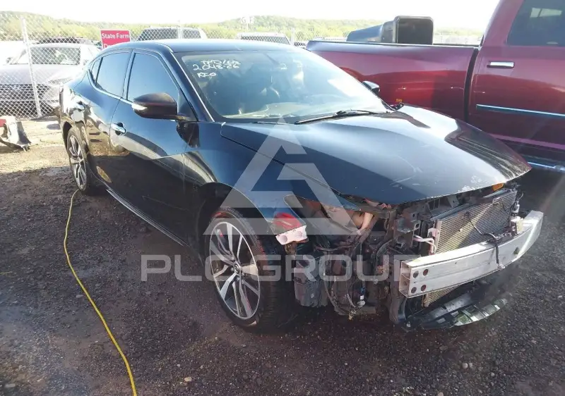 2019 Nissan MAXIMA photo