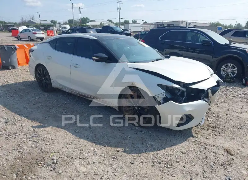 2019 Nissan MAXIMA photo