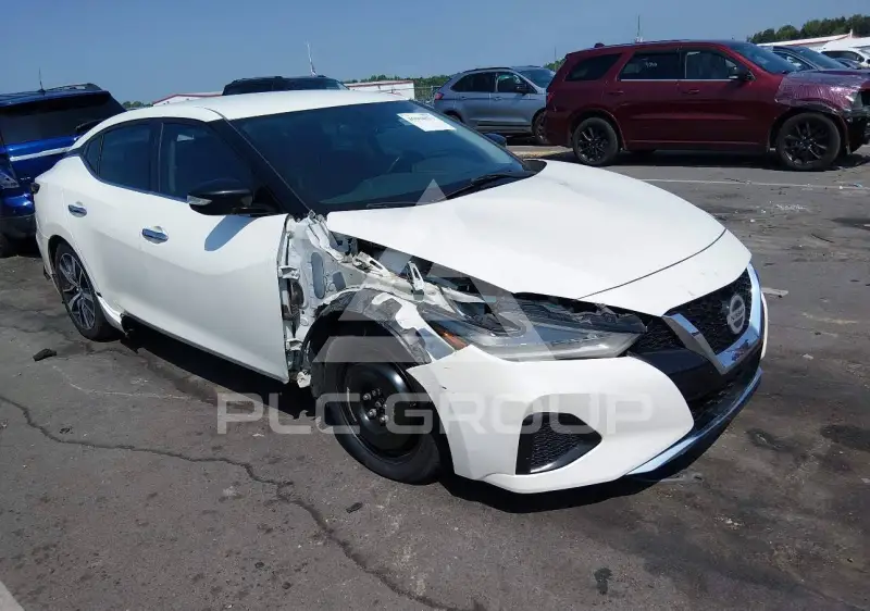 2019 Nissan MAXIMA photo