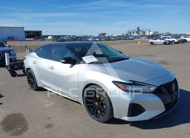 2019 Nissan MAXIMA фото