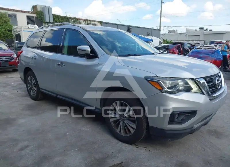 2019 Nissan PATHFINDER photo