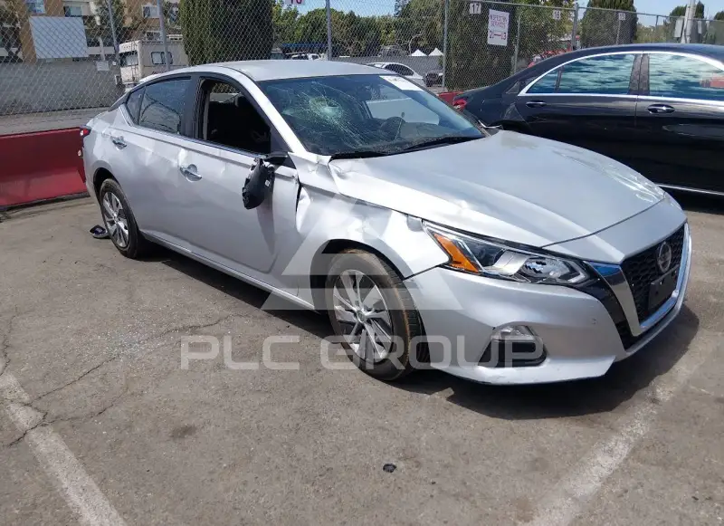 2019 Nissan ALTIMA фото