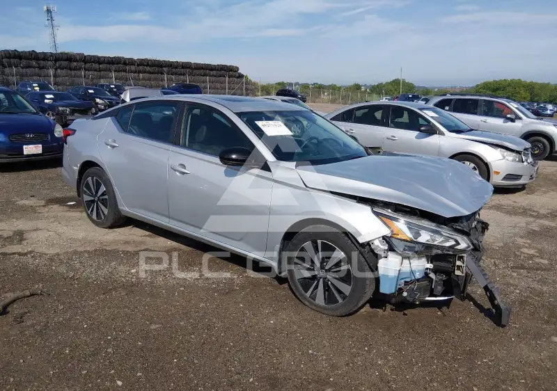 2019 Nissan ALTIMA photo