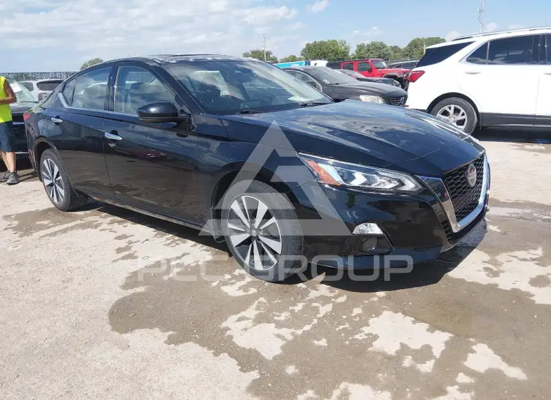 2019 Nissan ALTIMA фото