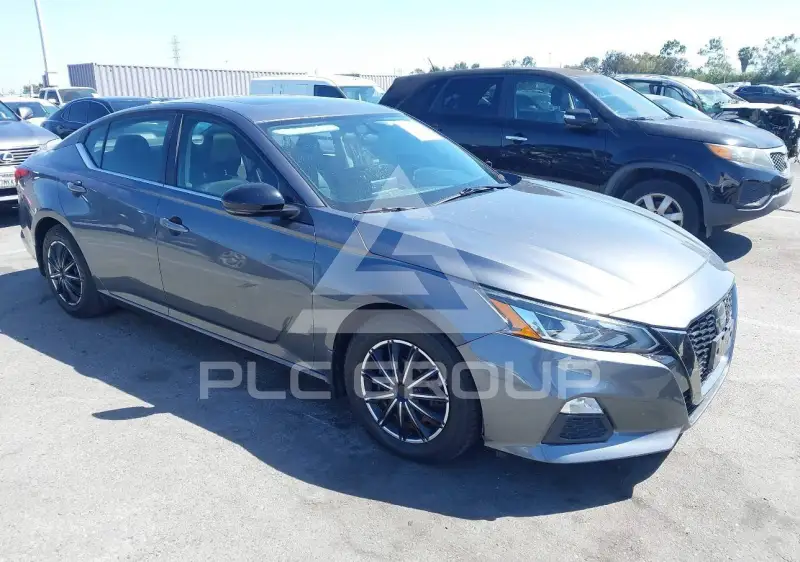2019 Nissan ALTIMA фото