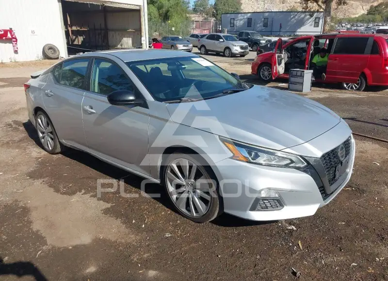 2019 Nissan ALTIMA фото