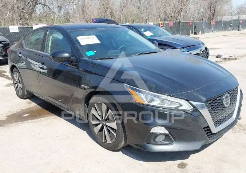 2019 Nissan ALTIMA фото