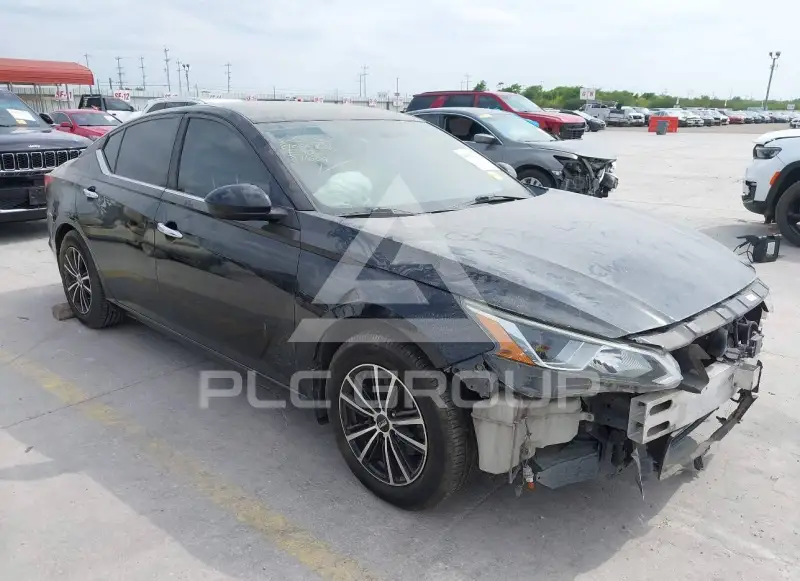 2019 Nissan ALTIMA фото