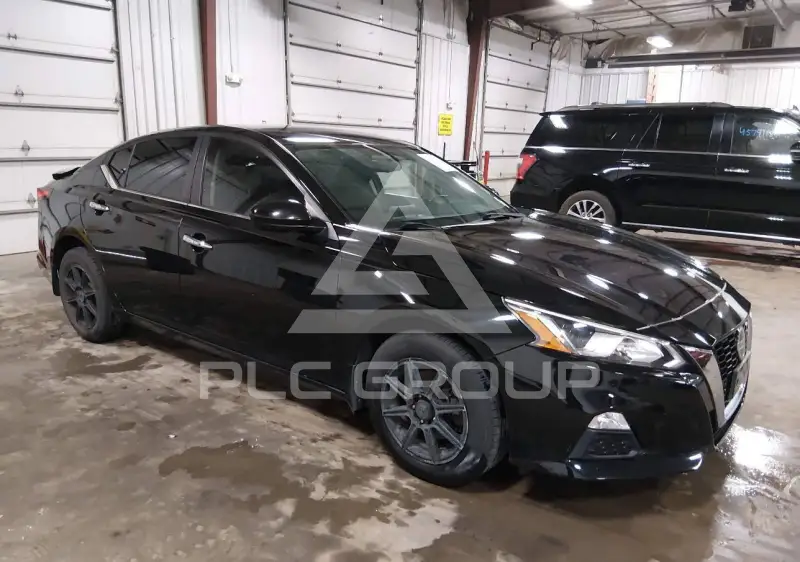 2019 Nissan ALTIMA фото