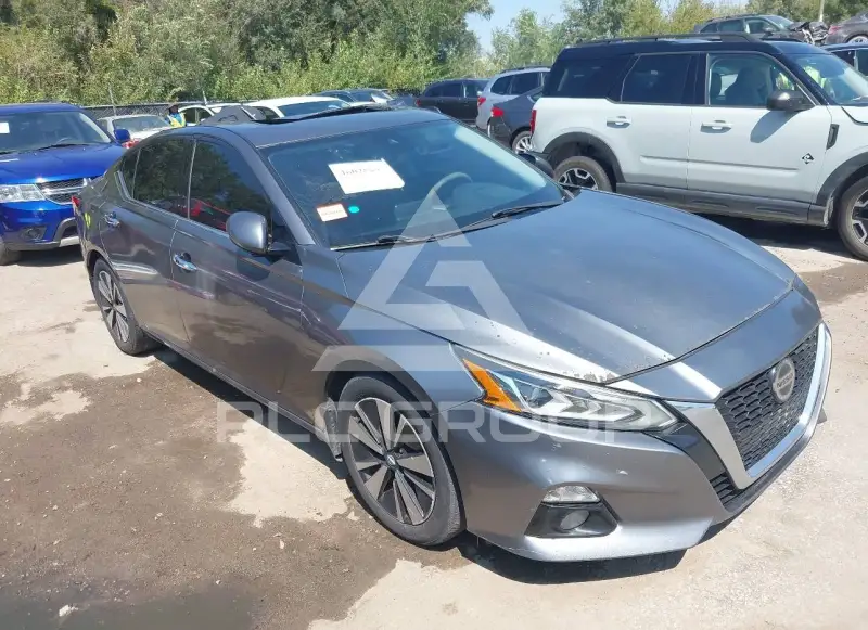 2019 Nissan ALTIMA фото