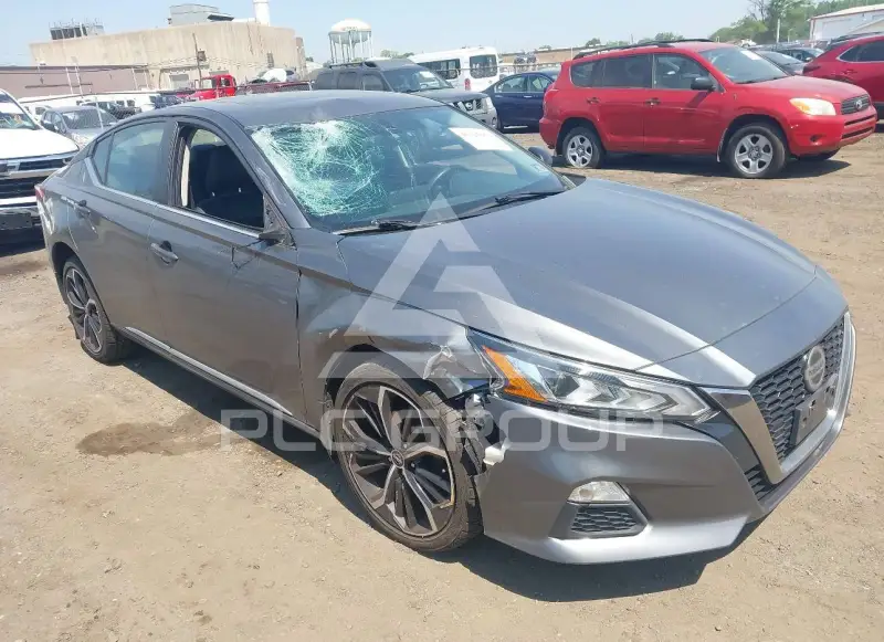 2019 Nissan ALTIMA photo