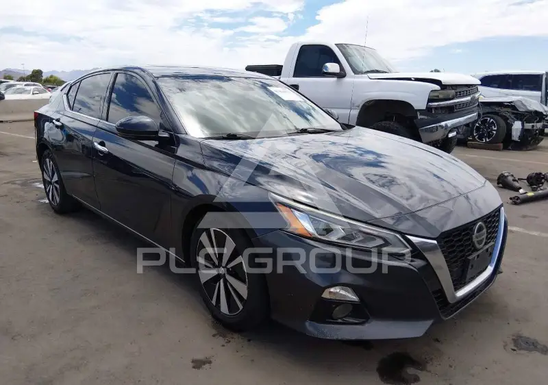 2019 Nissan ALTIMA фото