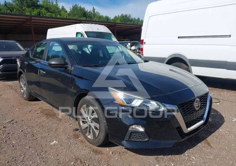 2019 Nissan ALTIMA photo