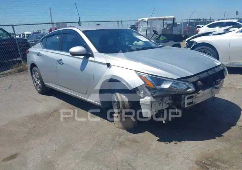 2019 Nissan ALTIMA фото