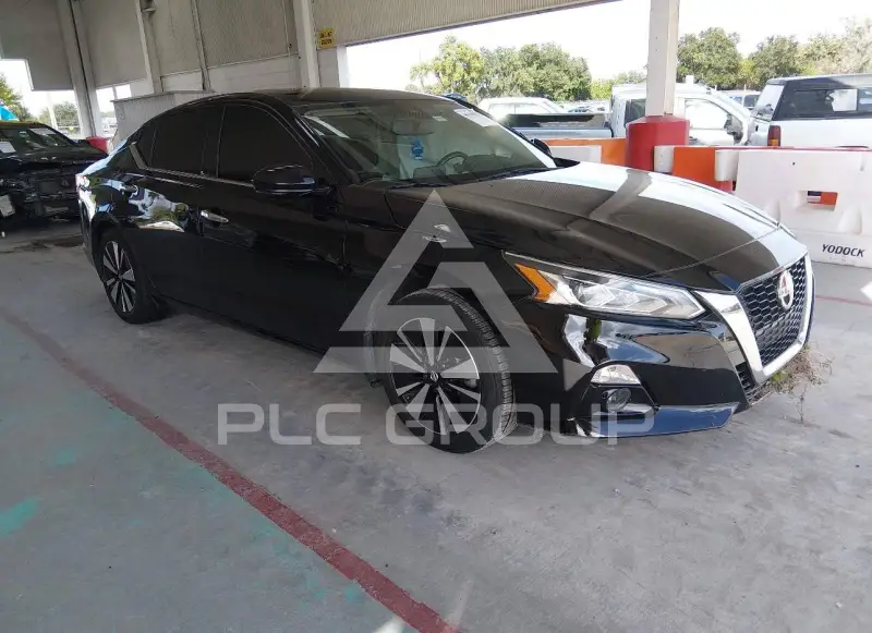 2019 Nissan ALTIMA фото
