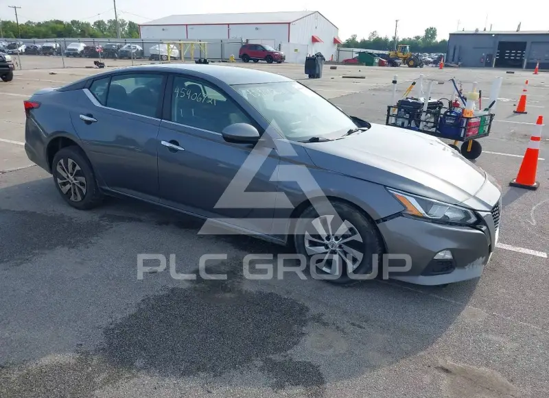 2019 Nissan ALTIMA photo