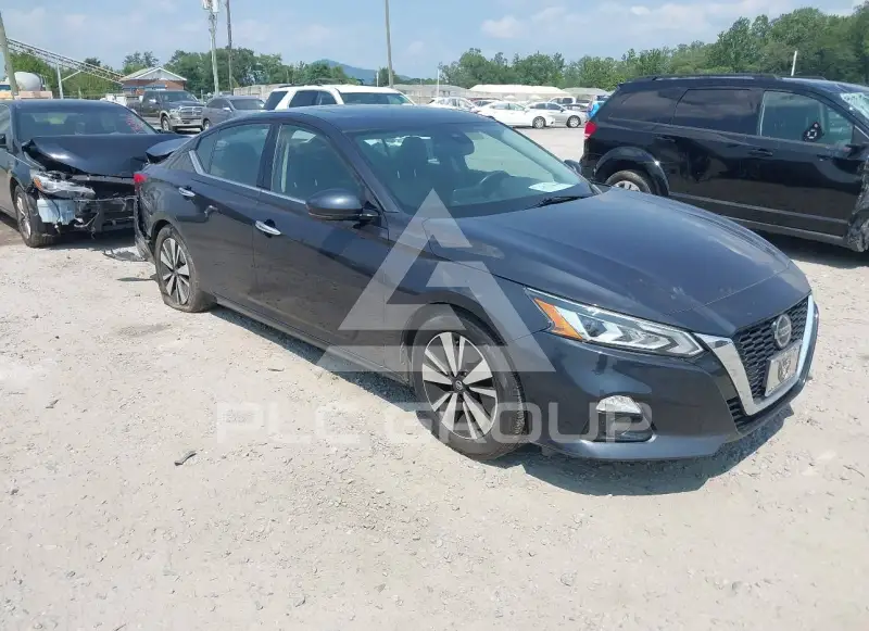 2019 Nissan ALTIMA photo