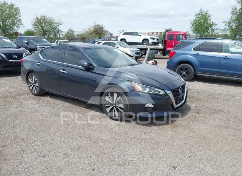 2019 Nissan ALTIMA photo