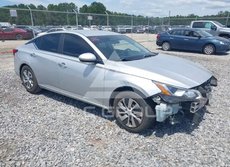 2019 Nissan ALTIMA photo