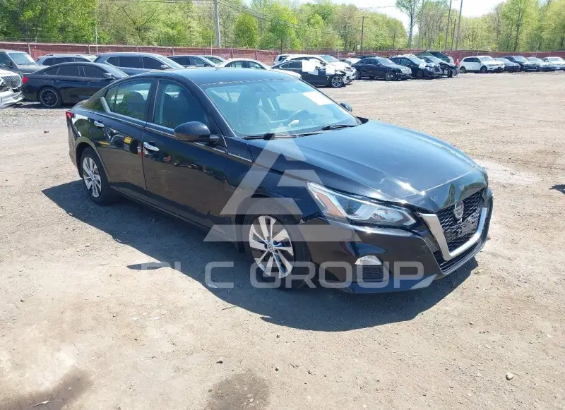 2019 Nissan ALTIMA фото