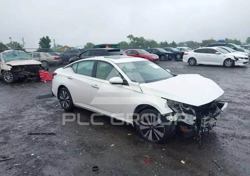 2019 Nissan ALTIMA photo