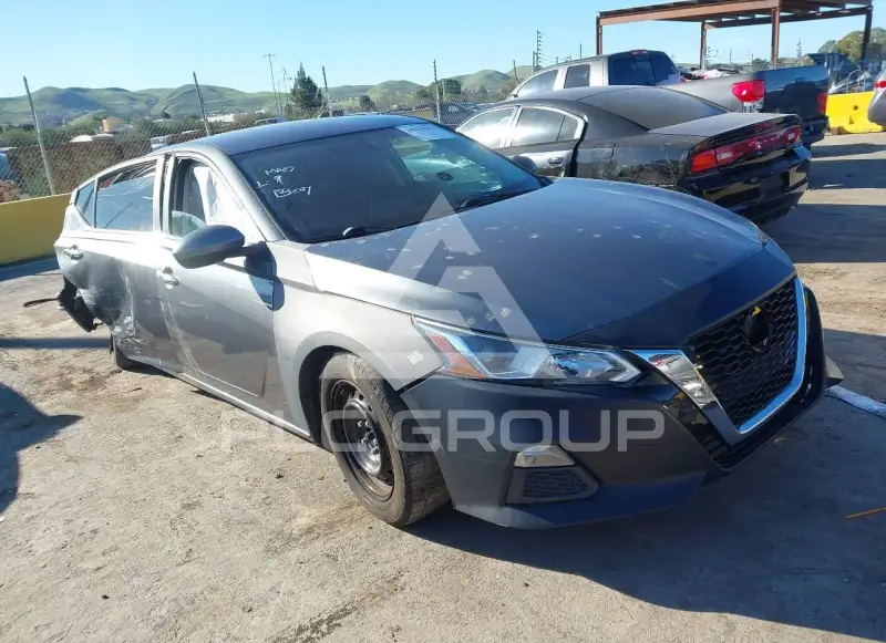 2019 Nissan ALTIMA фото