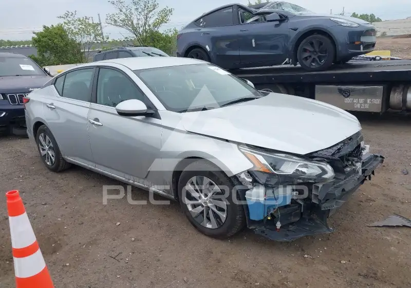 2019 Nissan ALTIMA фото