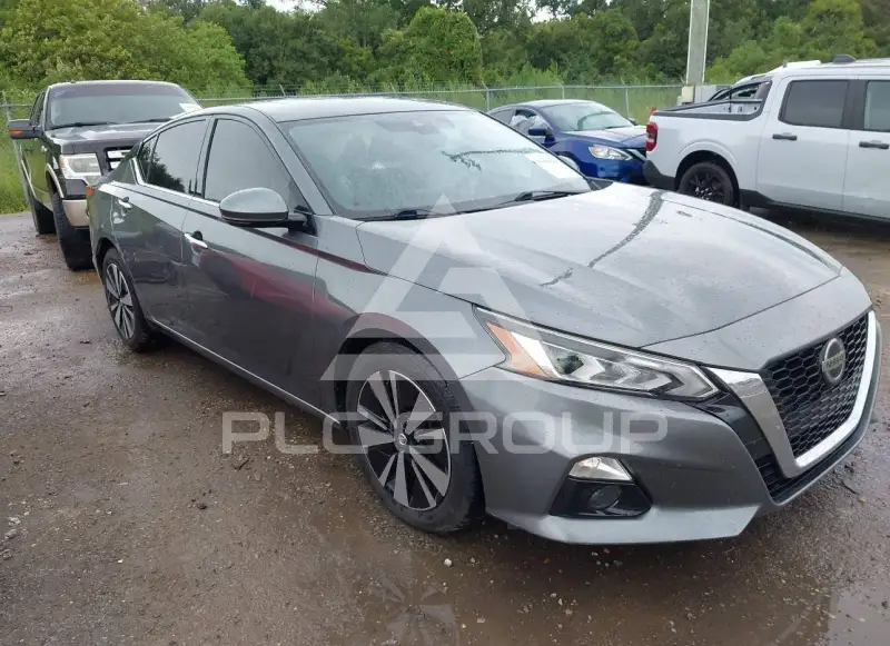 2019 Nissan ALTIMA photo