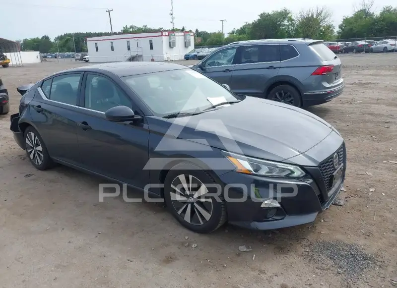2019 Nissan ALTIMA photo