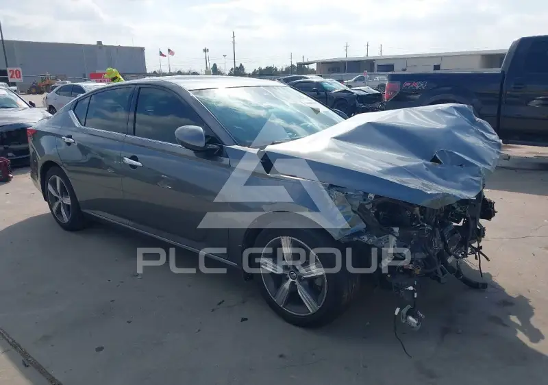 2019 Nissan ALTIMA photo