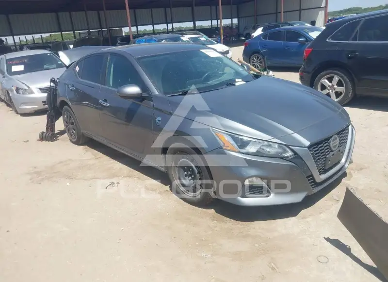 2019 Nissan ALTIMA photo