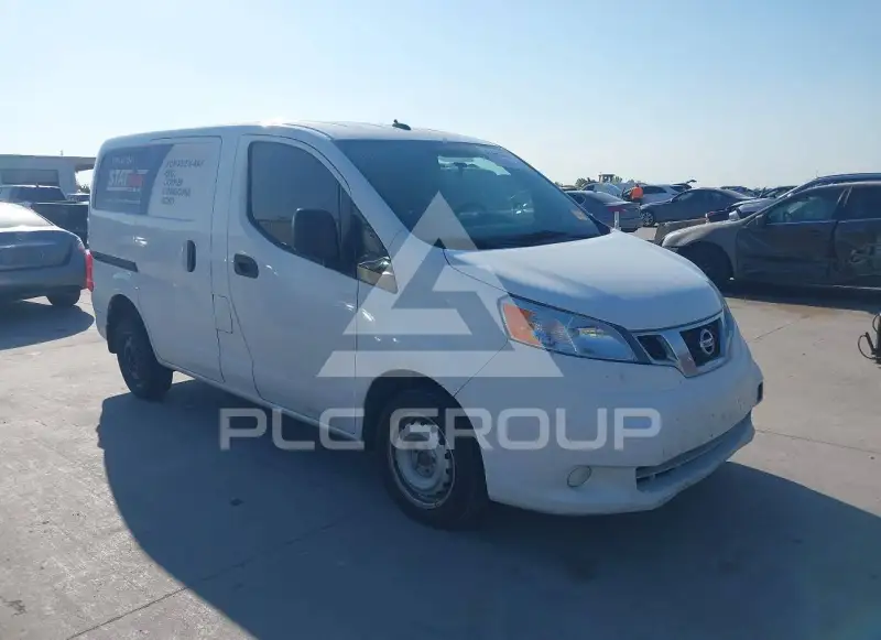 2019 Nissan NV 200 фото