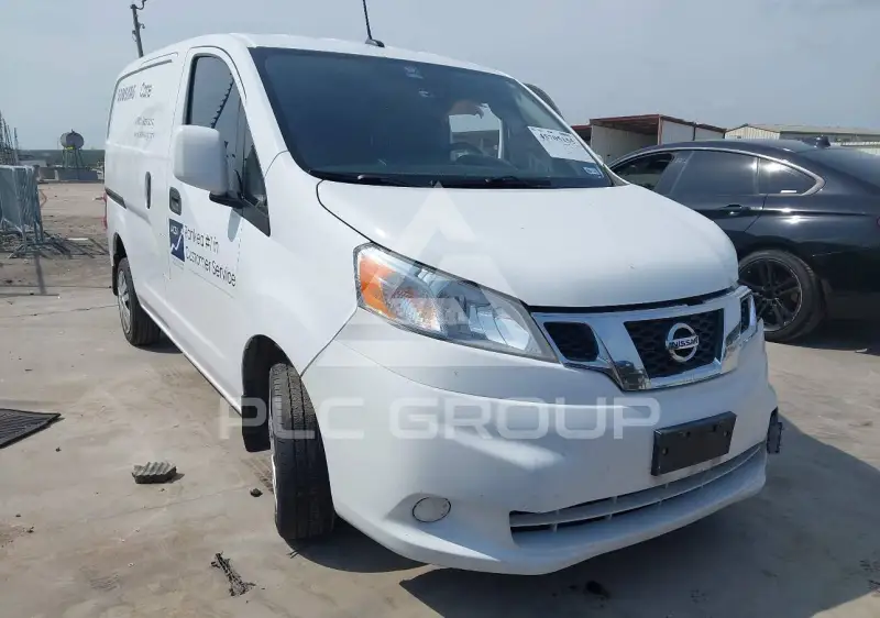 2019 Nissan NV 200 фото