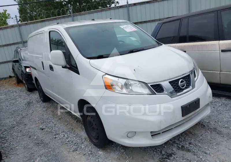 2019 Nissan NV 200 photo