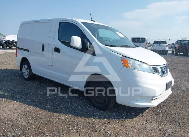 2019 Nissan NV 200 photo