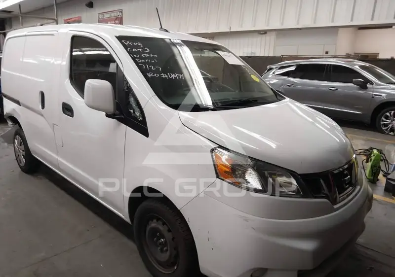 2019 Nissan NV 200 фото