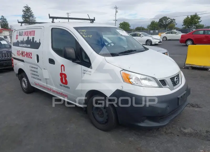 2019 Nissan NV 200 фото