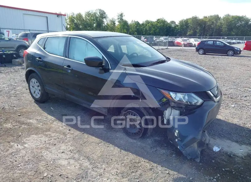 2019 Nissan ROGUE photo