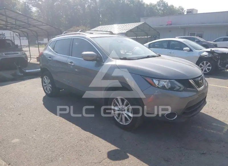 2019 Nissan ROGUE photo