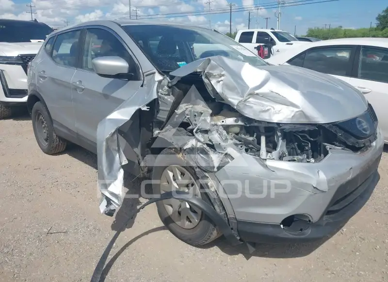 2019 Nissan ROGUE photo