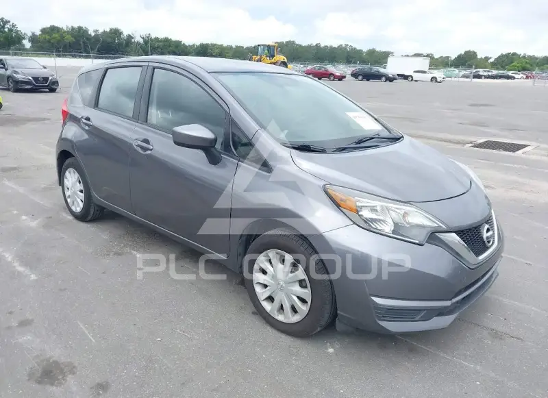 2019 Nissan VERSA фото