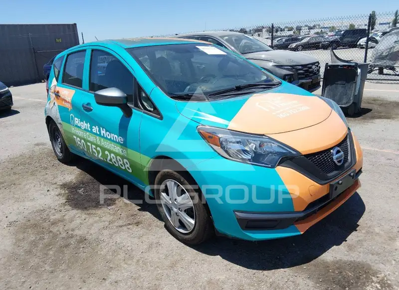 2019 Nissan VERSA фото