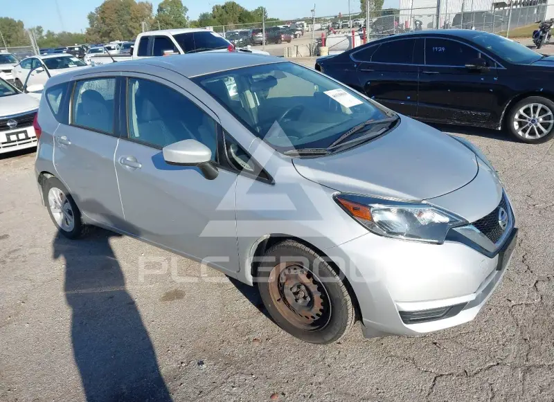 2019 Nissan VERSA photo