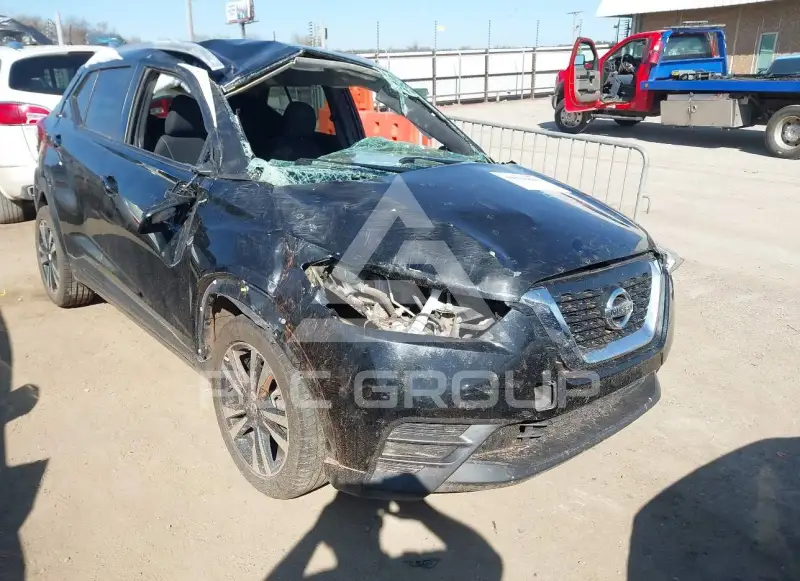 2019 Nissan KICKS фото