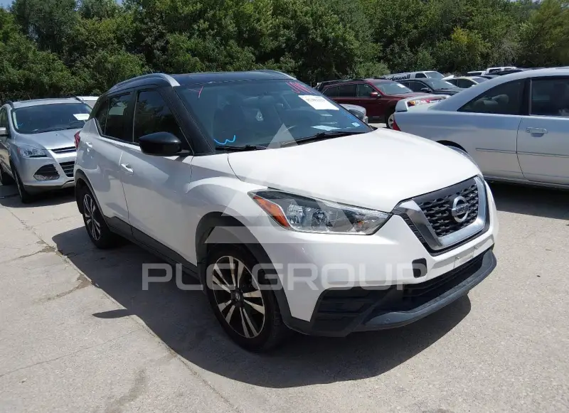 2019 Nissan KICKS photo