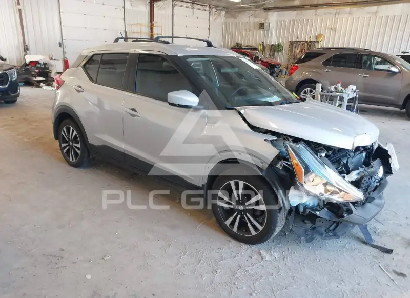 2019 Nissan KICKS photo