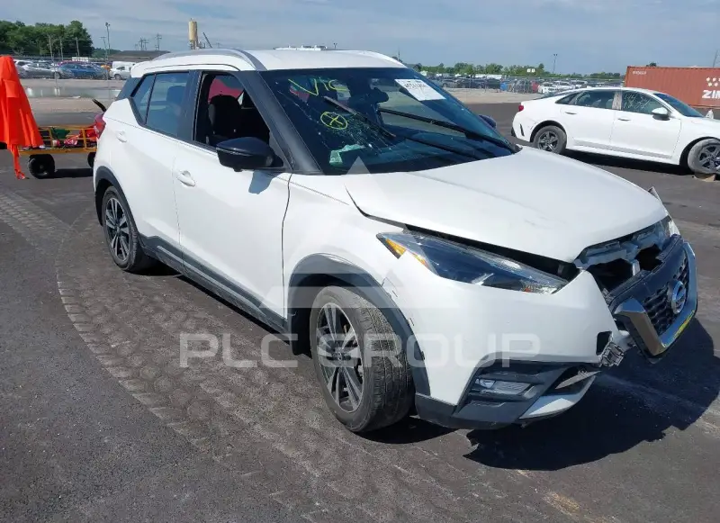 2019 Nissan KICKS фото